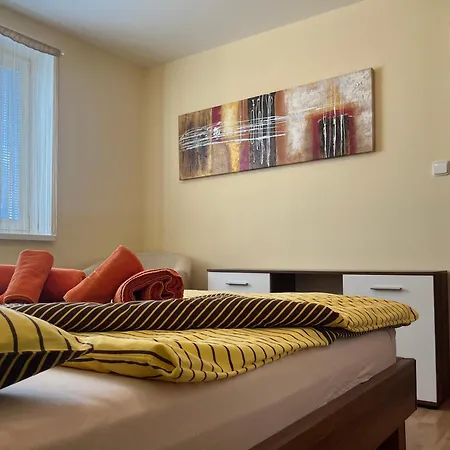 Lesana Нова-Лесна